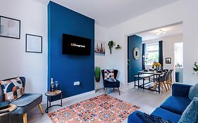 Spacious 3-Bed Home In Nantwich By 53 Degrees Property - Amazing Location, Ideal For Groups - Sleeps 6
