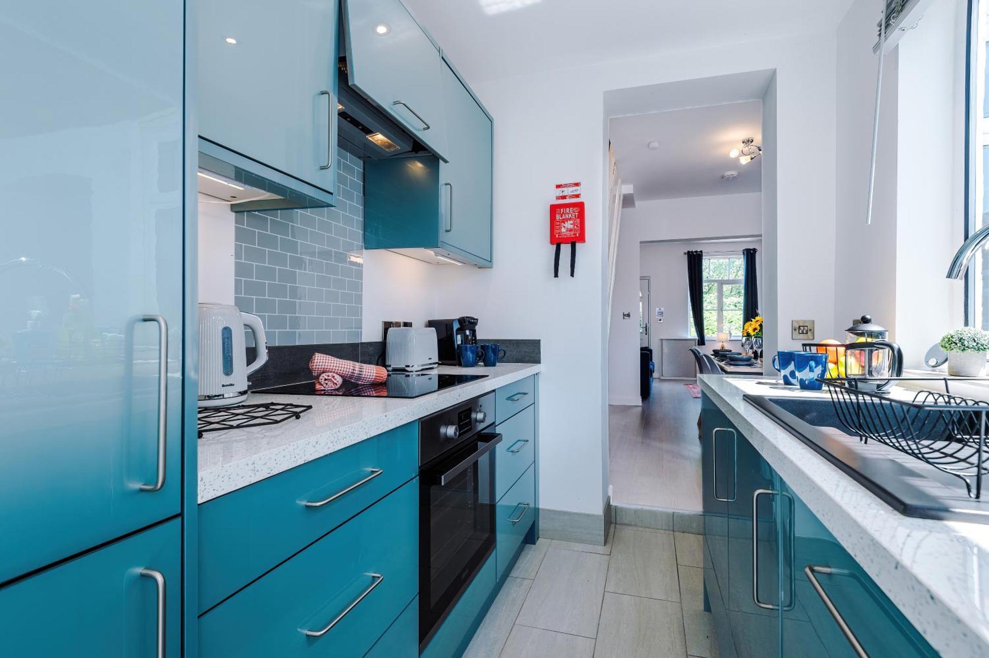Spacious 3-Bed Home in Nantwich: Group-Friendly Getaway Exterior photo